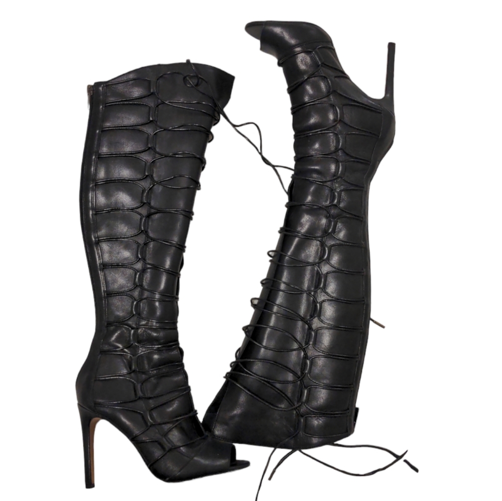 Lace-up peep-toe boots